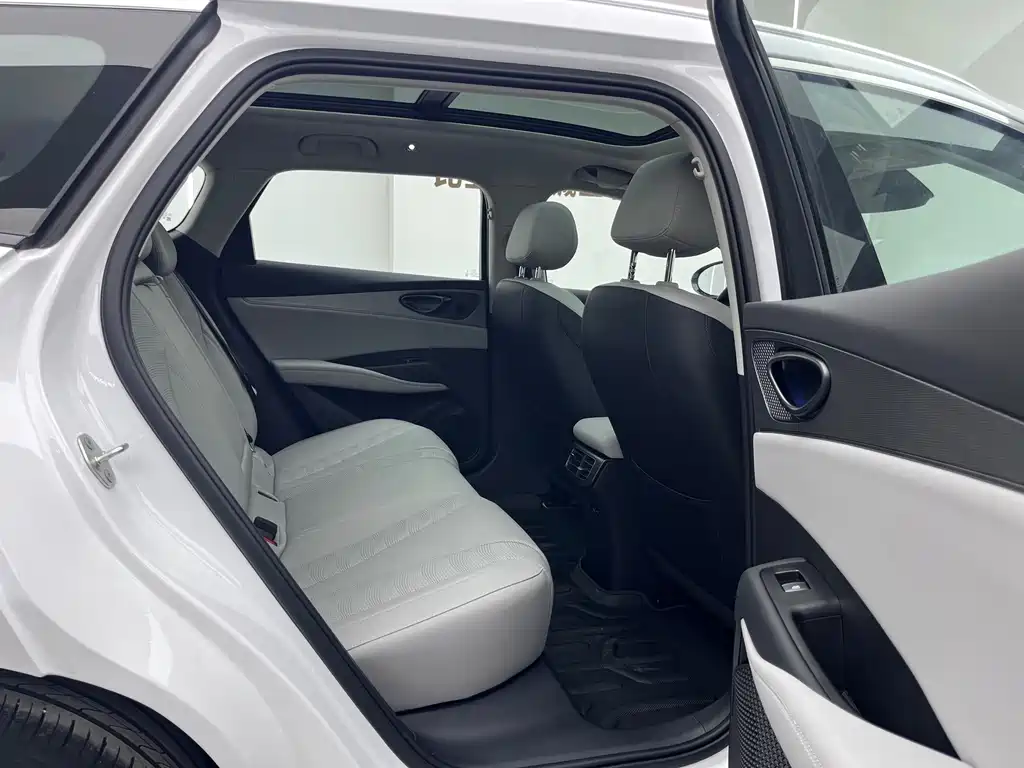 BYD Seal 06 DM-i Touring — миниатюра 9