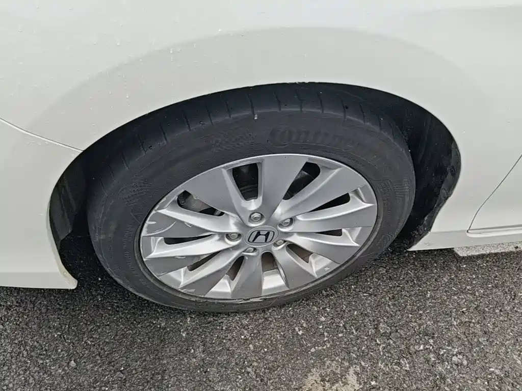 Honda Accord — миниатюра 23