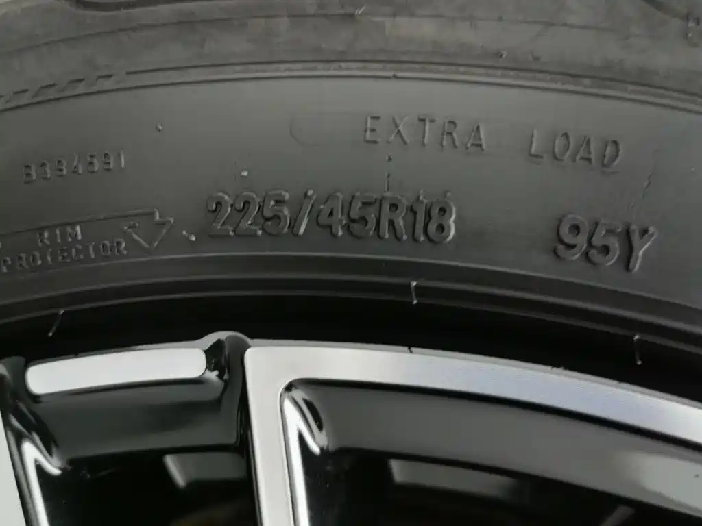 Mercedes-Benz C-Class — миниатюра 24