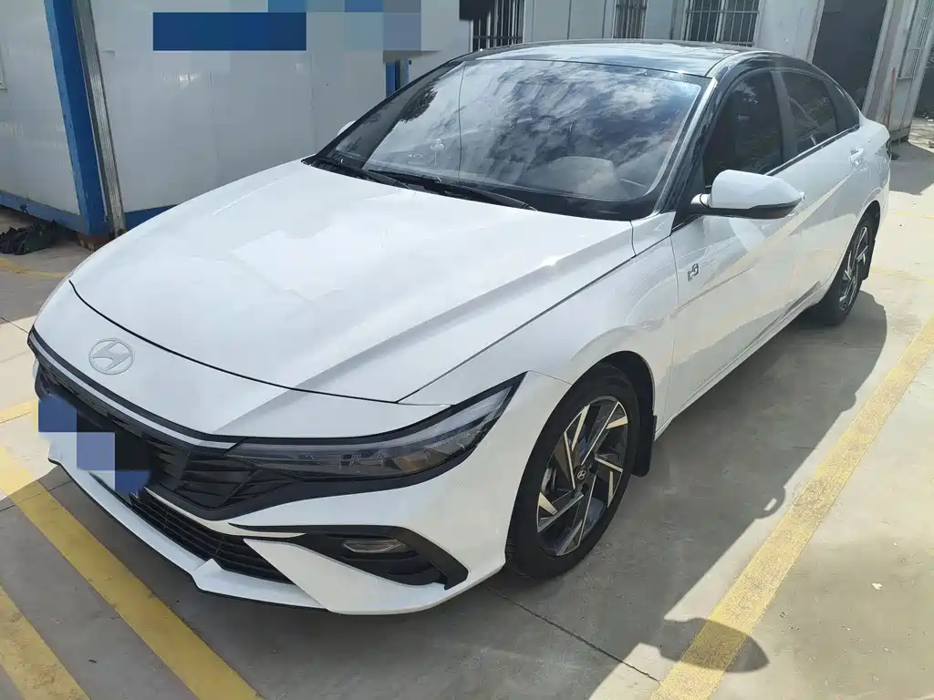 MODERN ELANTRA