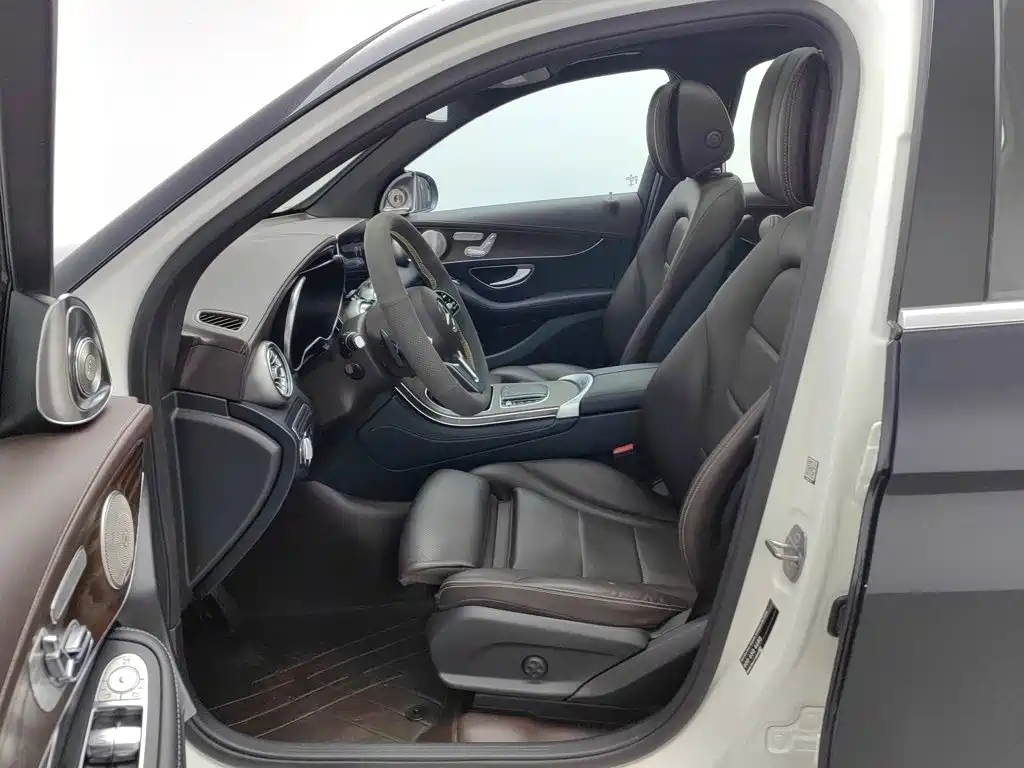 Mercedes-Benz GLC — миниатюра 10