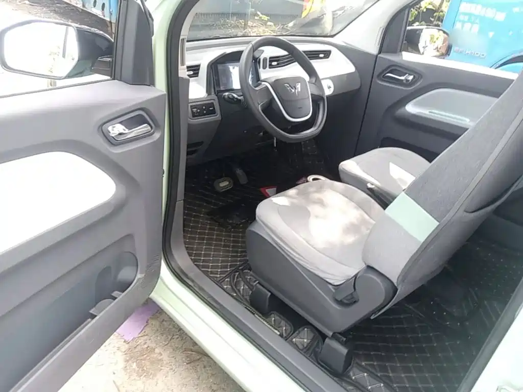 Wuling MINIEV — миниатюра 16
