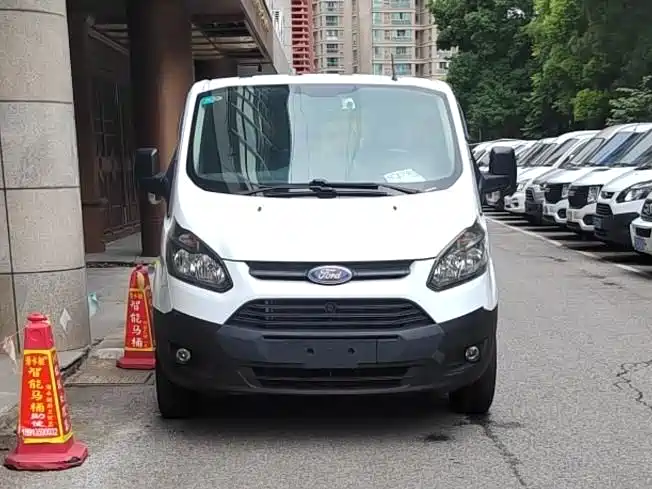Ford Transit 2017 2.0T V