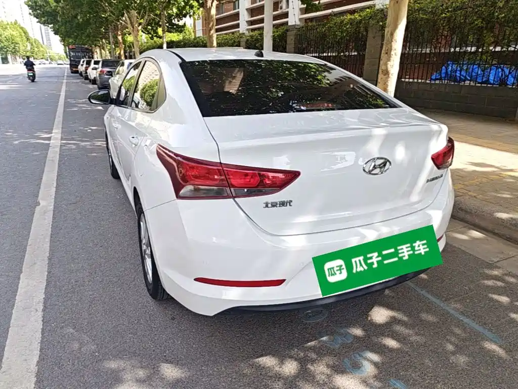 Hyundai Verna — миниатюра 5