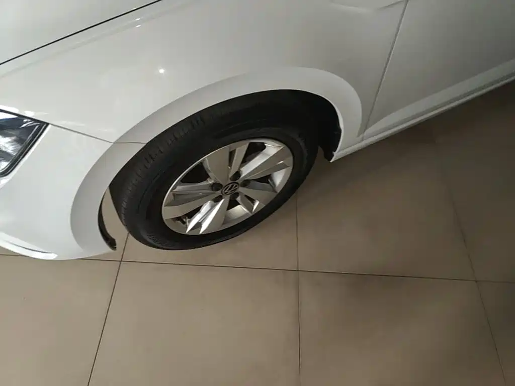 Volkswagen Polo — миниатюра 23