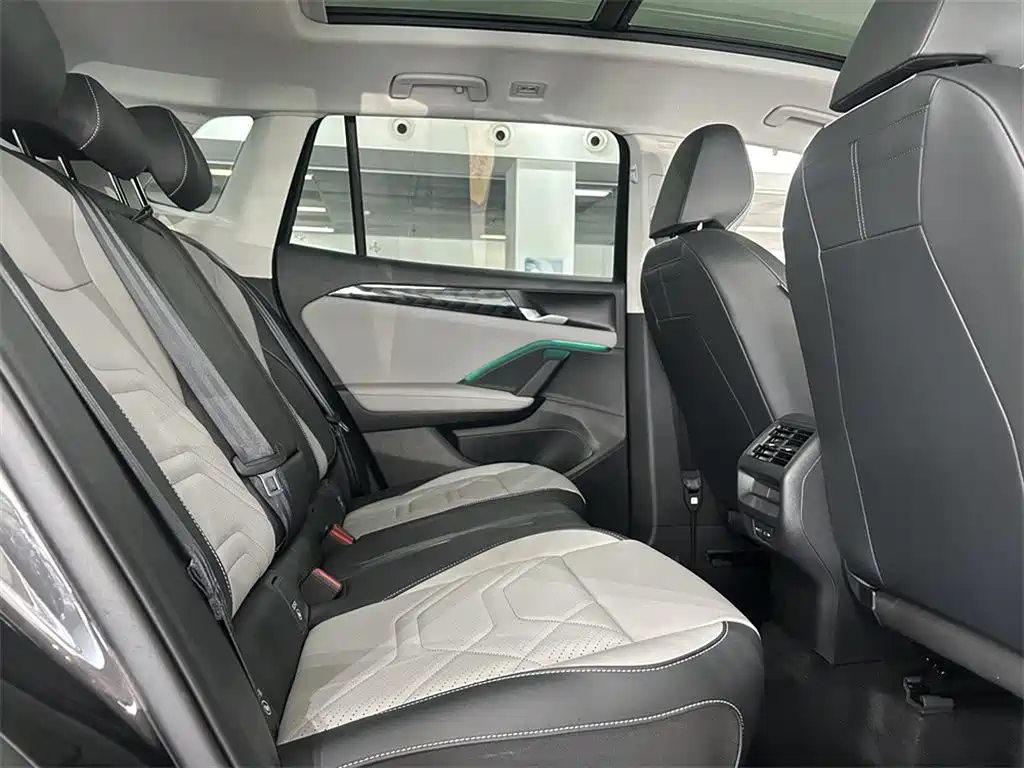 Volkswagen Tayron 2025 L 330TSI Elite