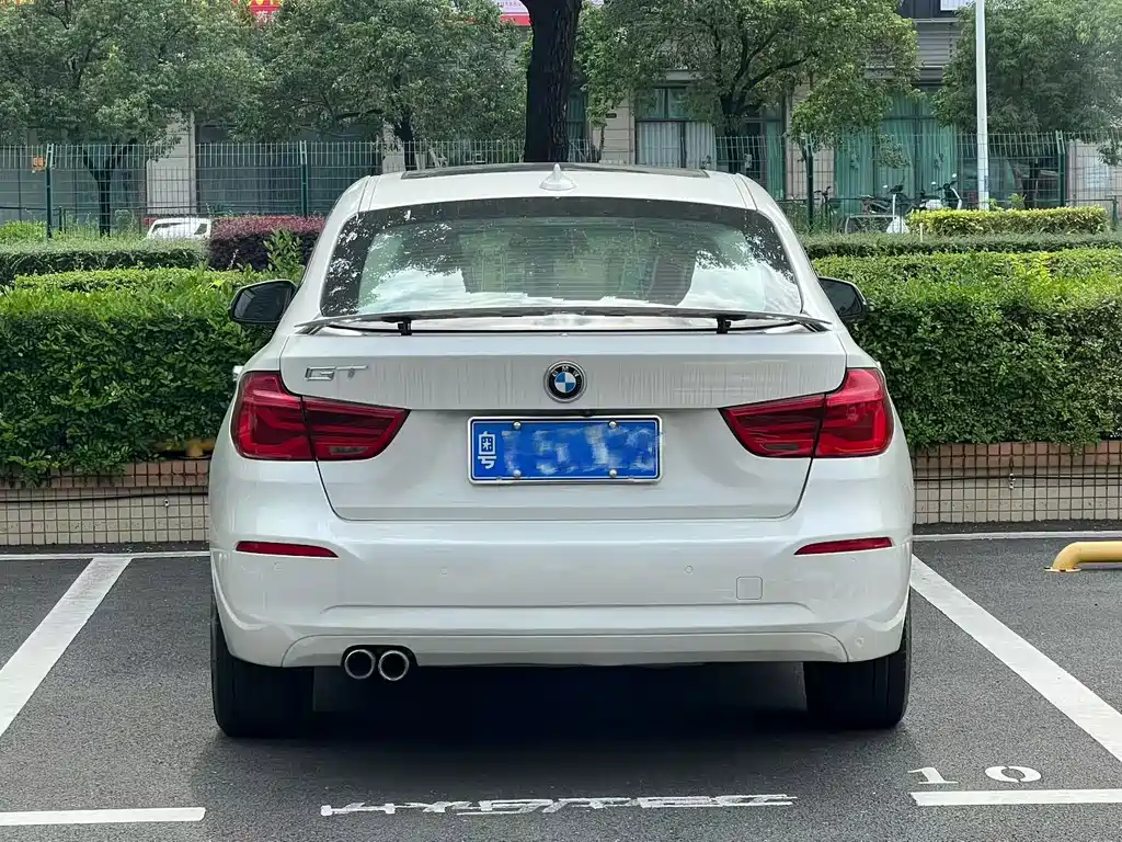 BMW 3 Series GT — миниатюра 5