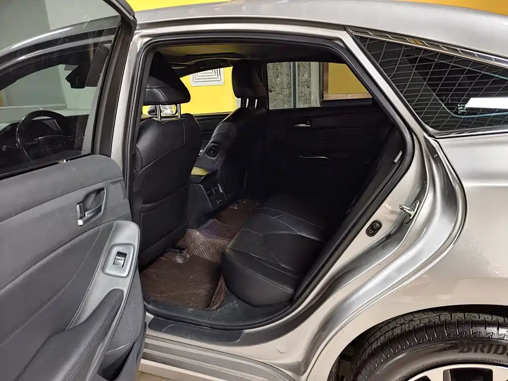 Toyota Avalon — миниатюра 6