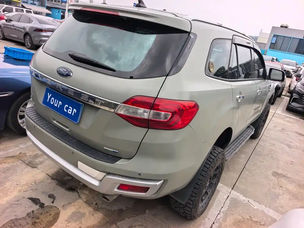Ford Everest — миниатюра 6