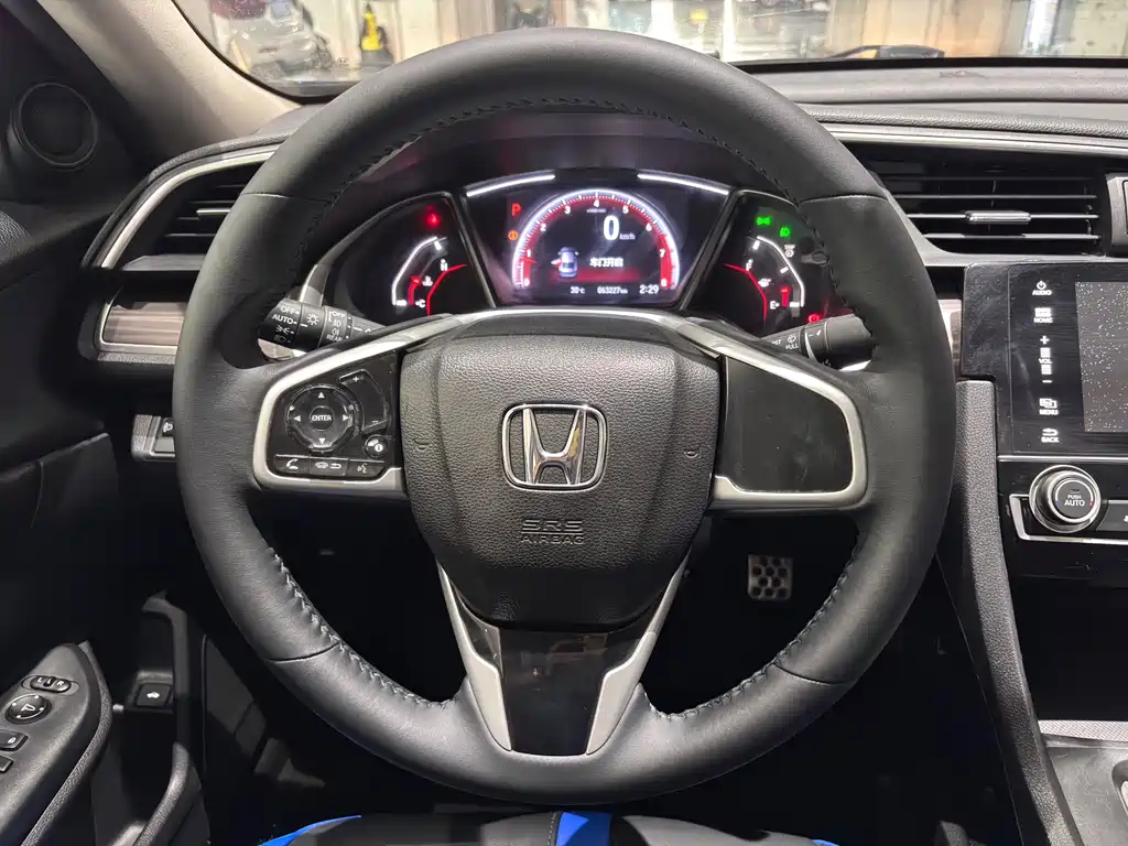 Honda Civic 2019 220TURBO CVT V