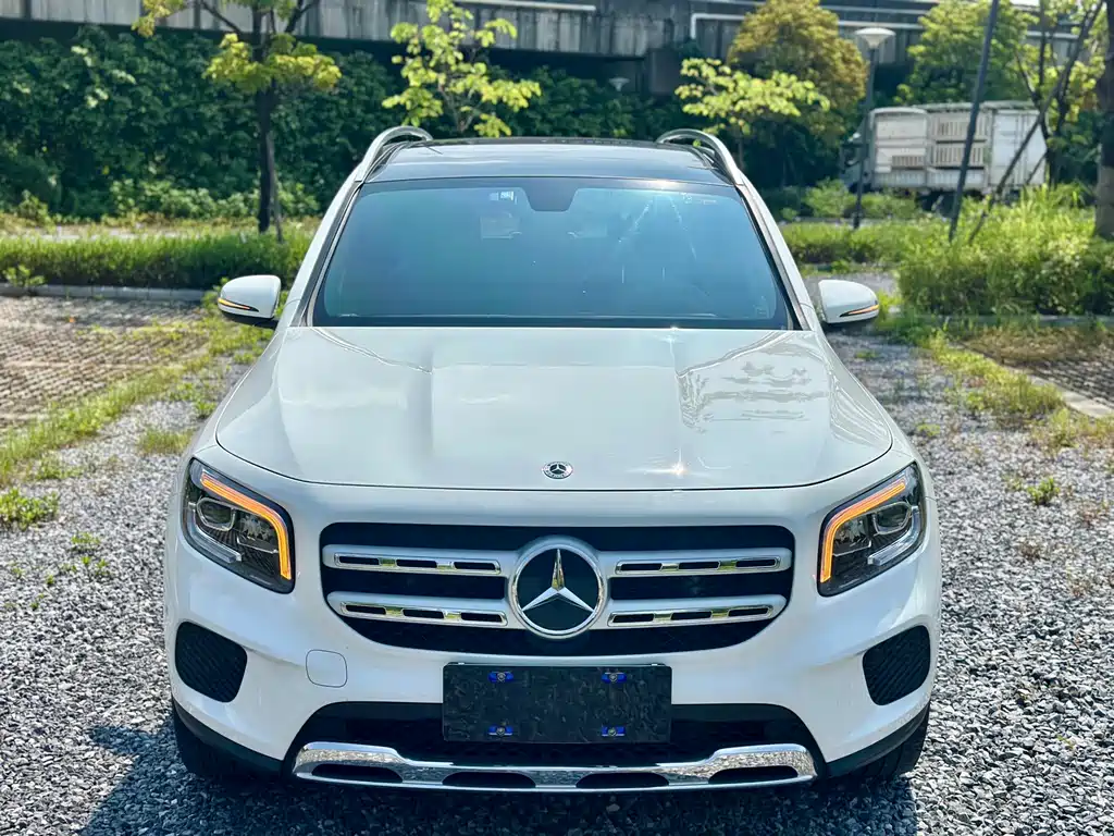 Mercedes-Benz GLB — миниатюра 2