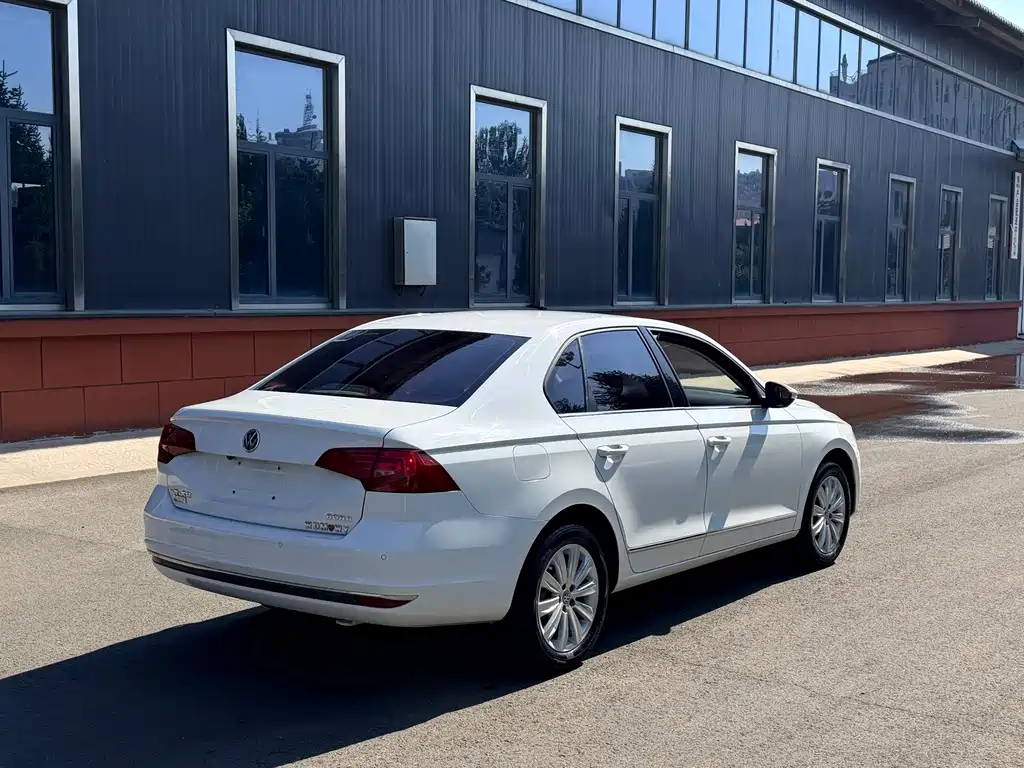 Volkswagen Bora — миниатюра 5
