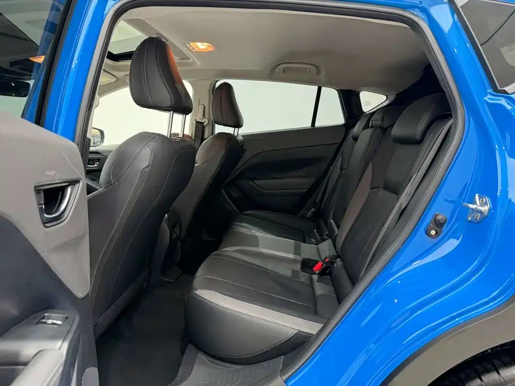 Subaru Crosstrek — миниатюра 17