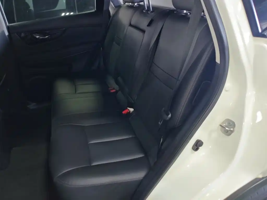 Nissan X-Trail — миниатюра 17