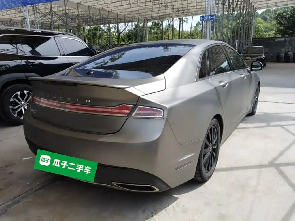 Lincoln MKZ — миниатюра 7