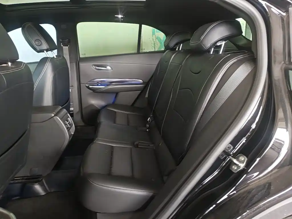 Cadillac XT4 — миниатюра 17