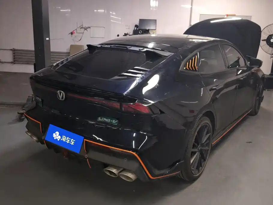 Changan UNI-V — миниатюра 3