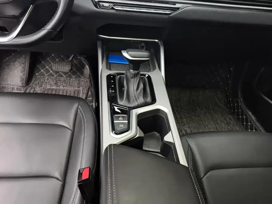 Geely Emgrand — миниатюра 16