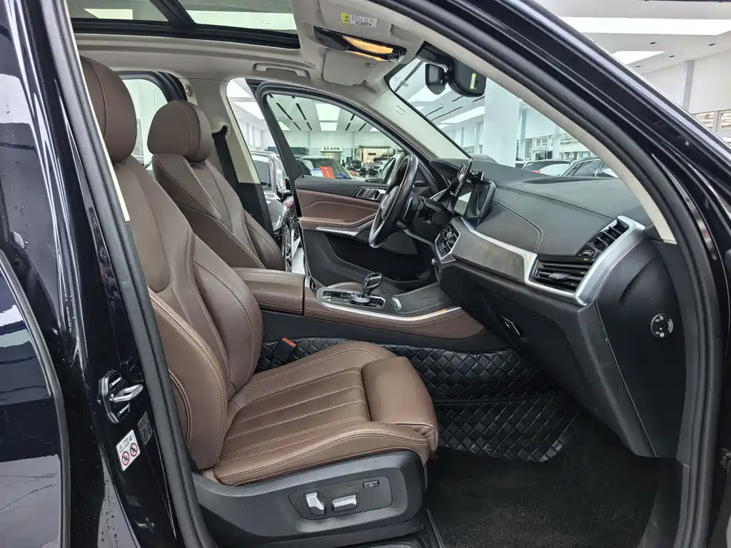 BMW X5 (Import) — миниатюра 14