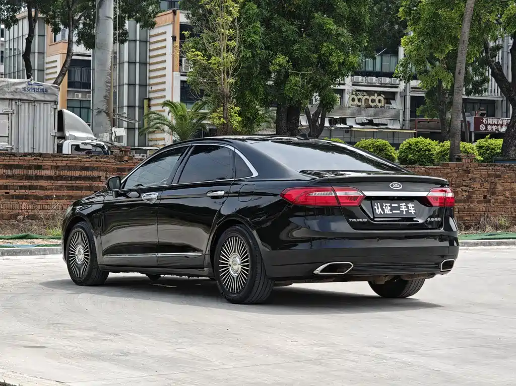 Ford Taurus 2016 EcoBoost 180 Luxury