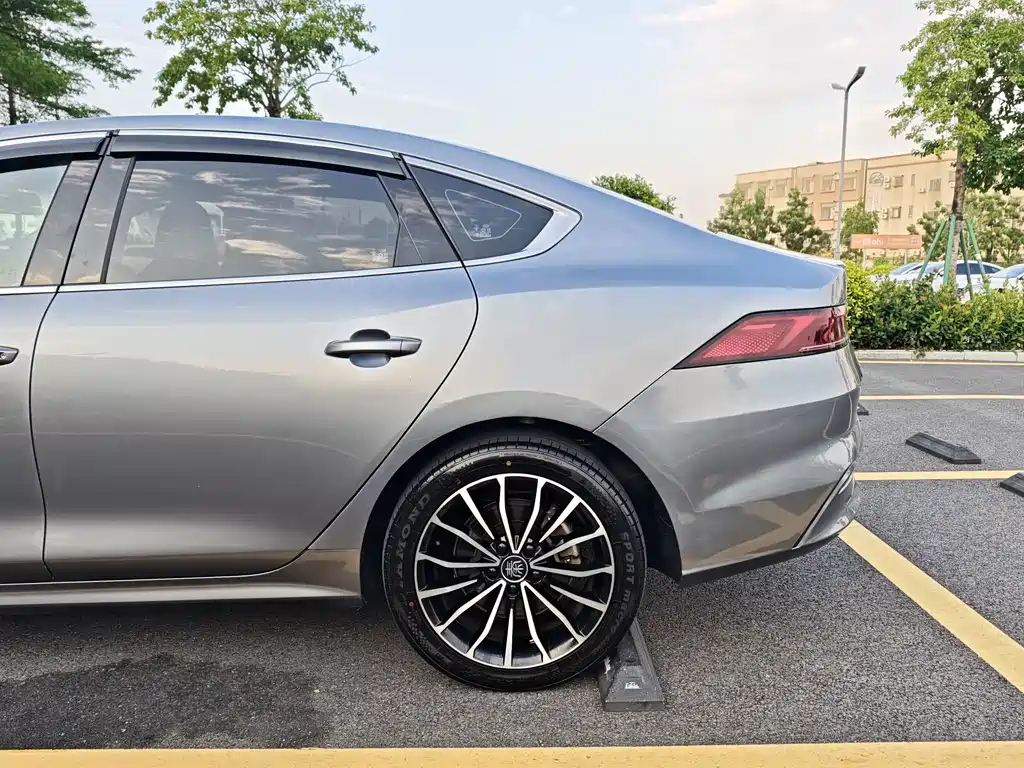 BYD Qin PLUS — миниатюра 21