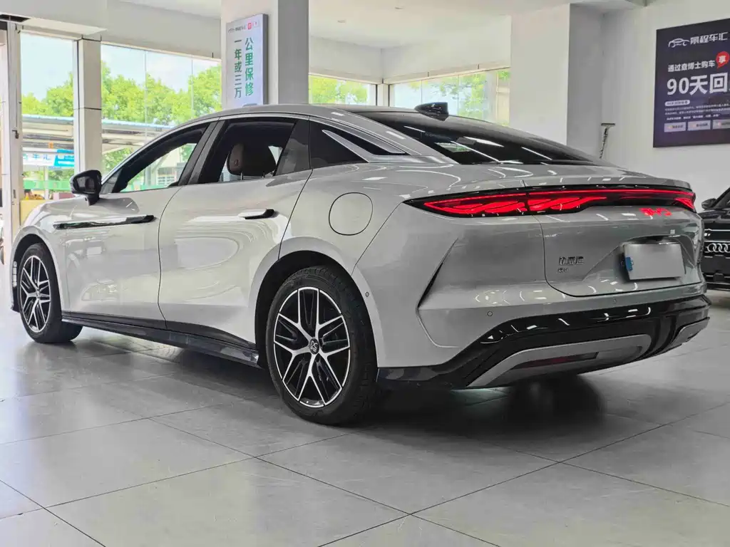 BYD Han L — миниатюра 7