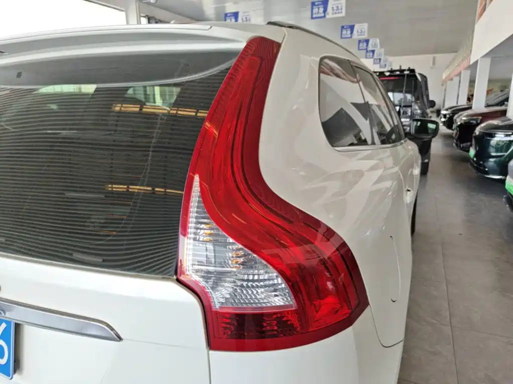 Volvo XC60 — миниатюра 8