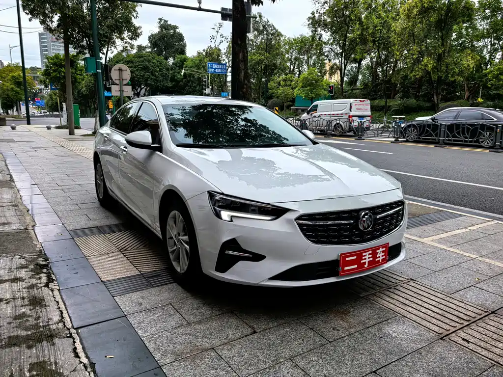 Buick Regal — миниатюра 4
