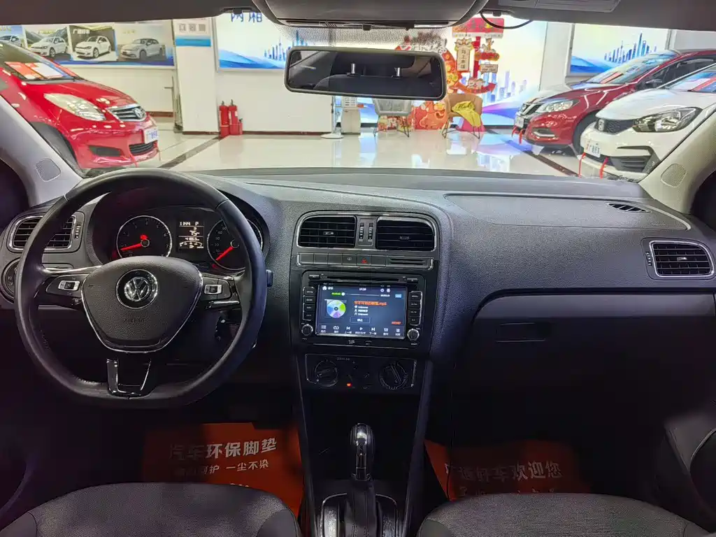 Volkswagen Polo — миниатюра 5