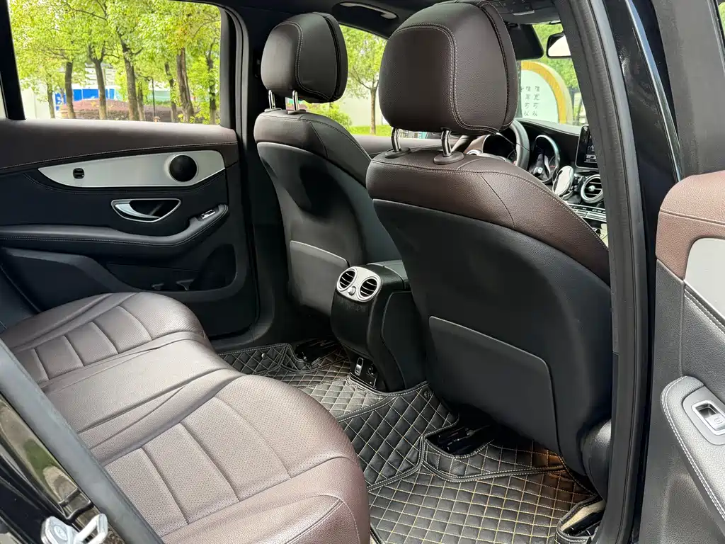 Mercedes-Benz GLC — миниатюра 14