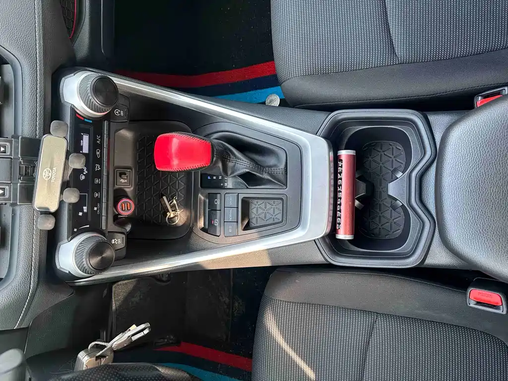 TOYOTA RAV4 RONGFANG