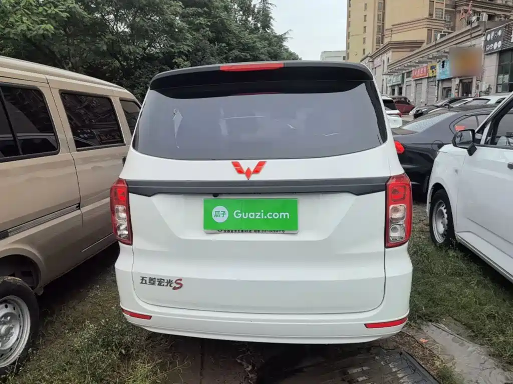 Wuling Hongguang — миниатюра 6