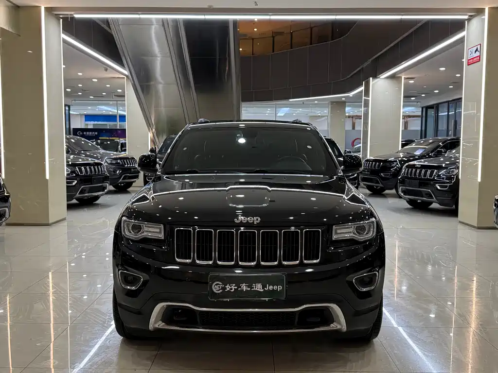 Jeep Grand Cherokee (Import) — миниатюра 2