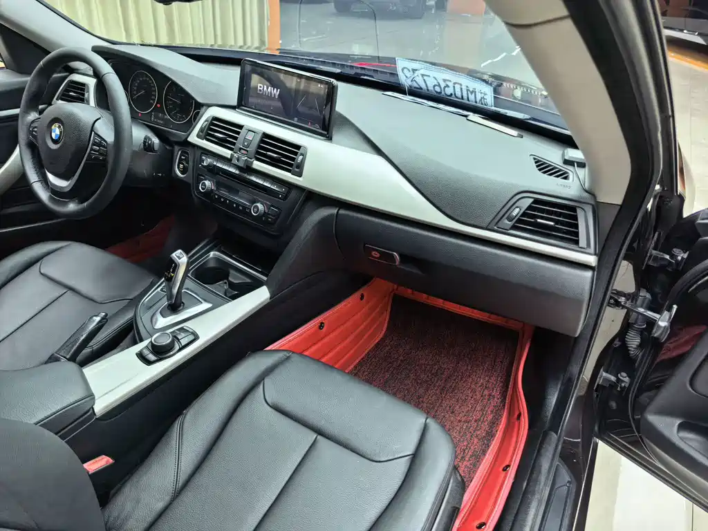 BMW 3 Series GT — миниатюра 12