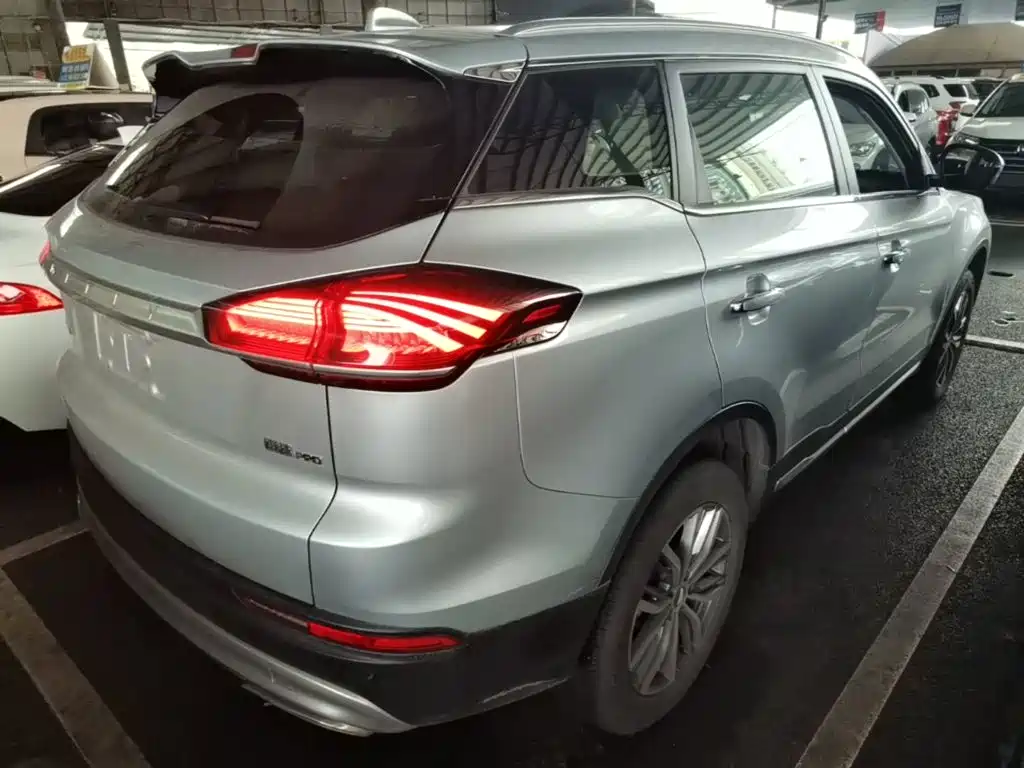 Geely Boyue — миниатюра 7