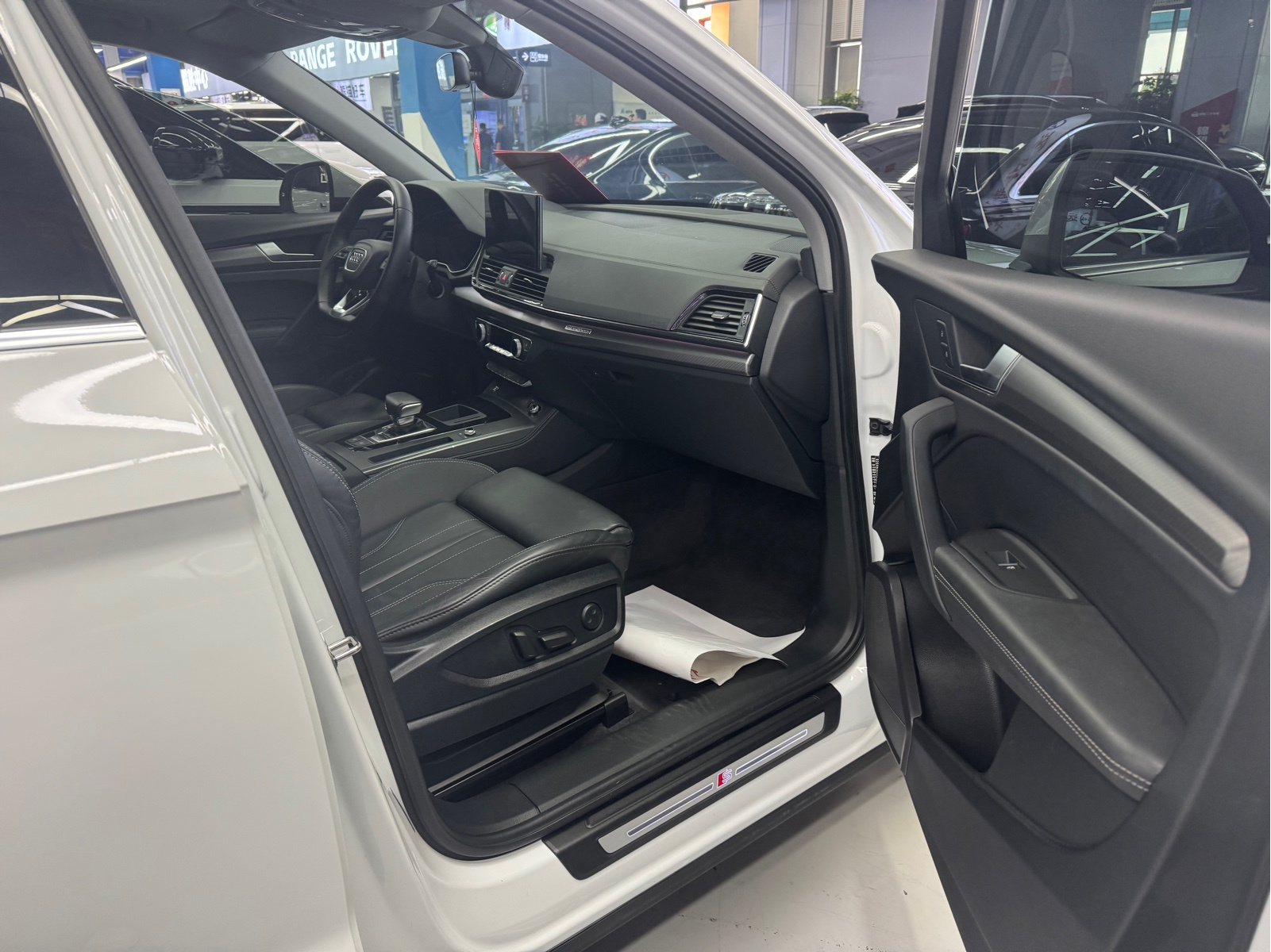 Audi Q5L — миниатюра 7
