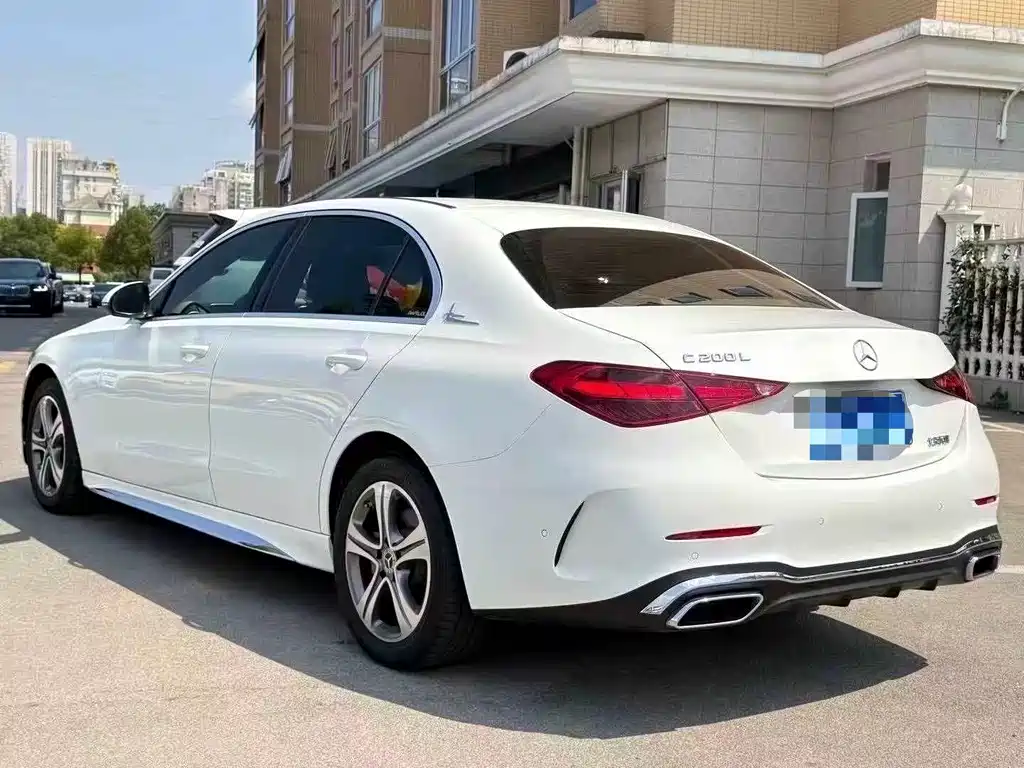 Mercedes-Benz C-Class — миниатюра 8