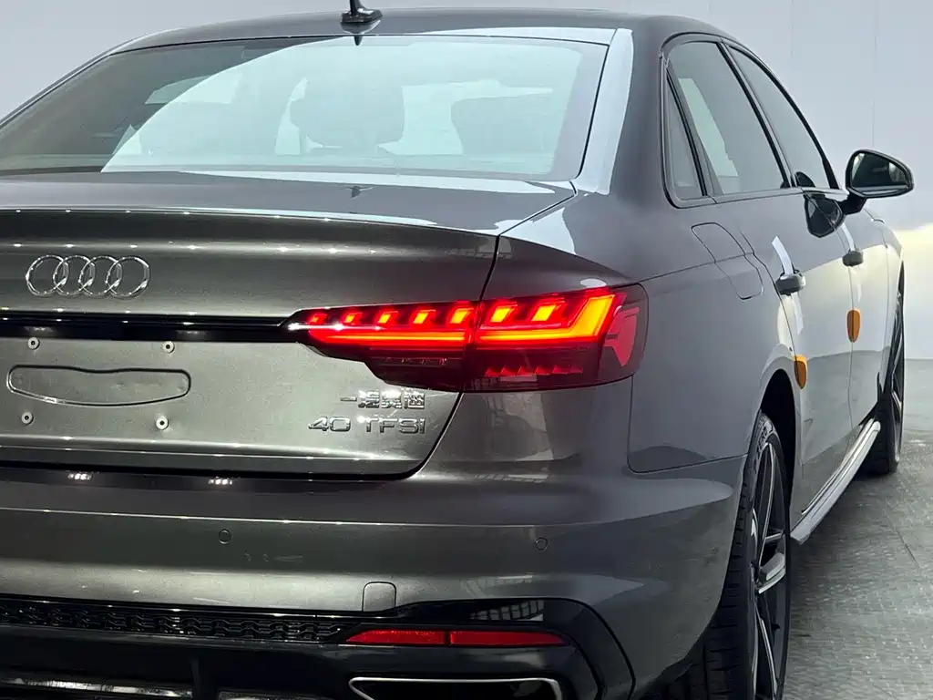 Audi A4L — миниатюра 15