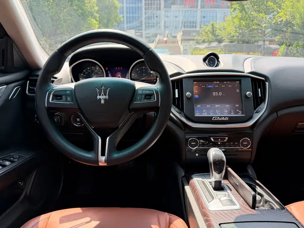 Maserati Ghibli — миниатюра 12