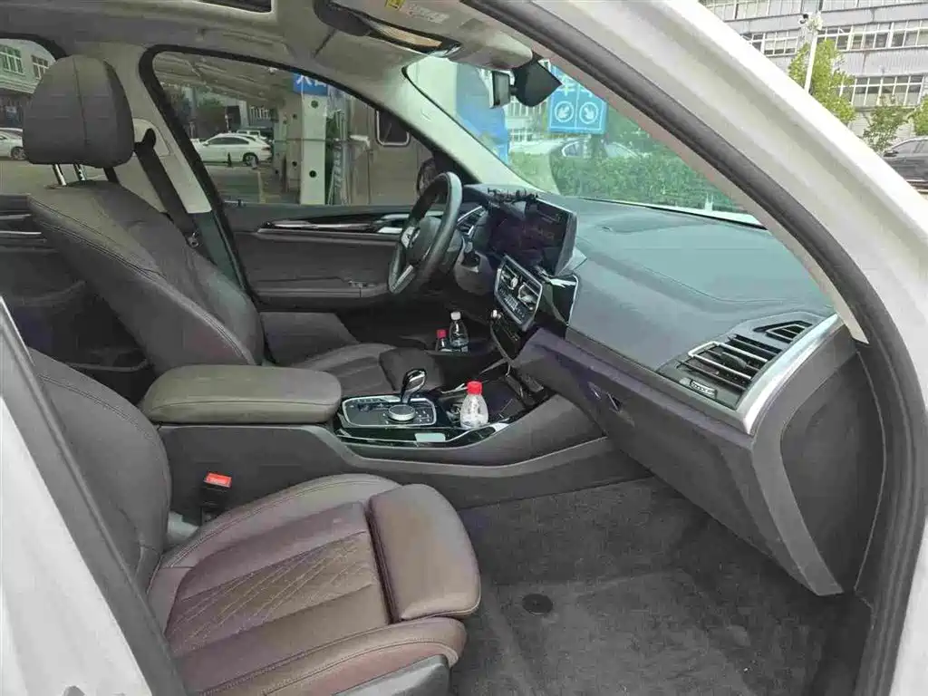 BMW X3 — миниатюра 4