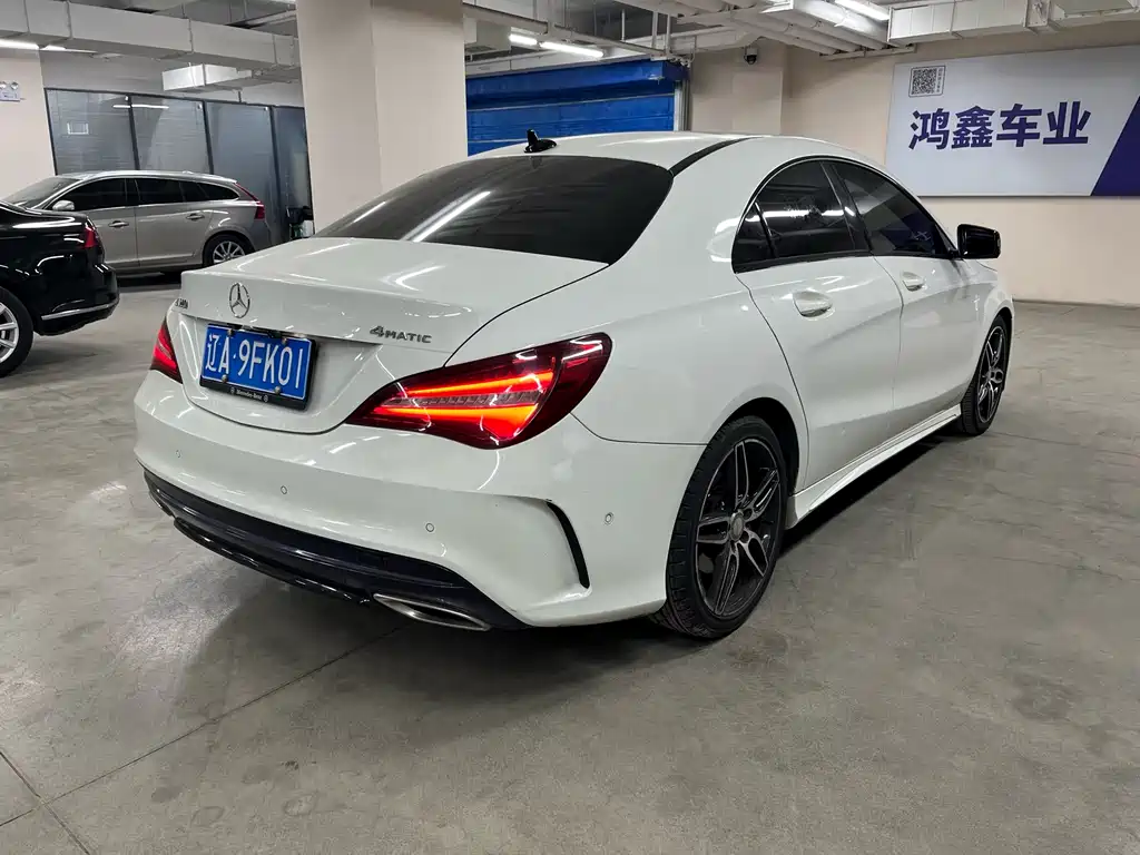 MERCEDES-BENZ CLA
