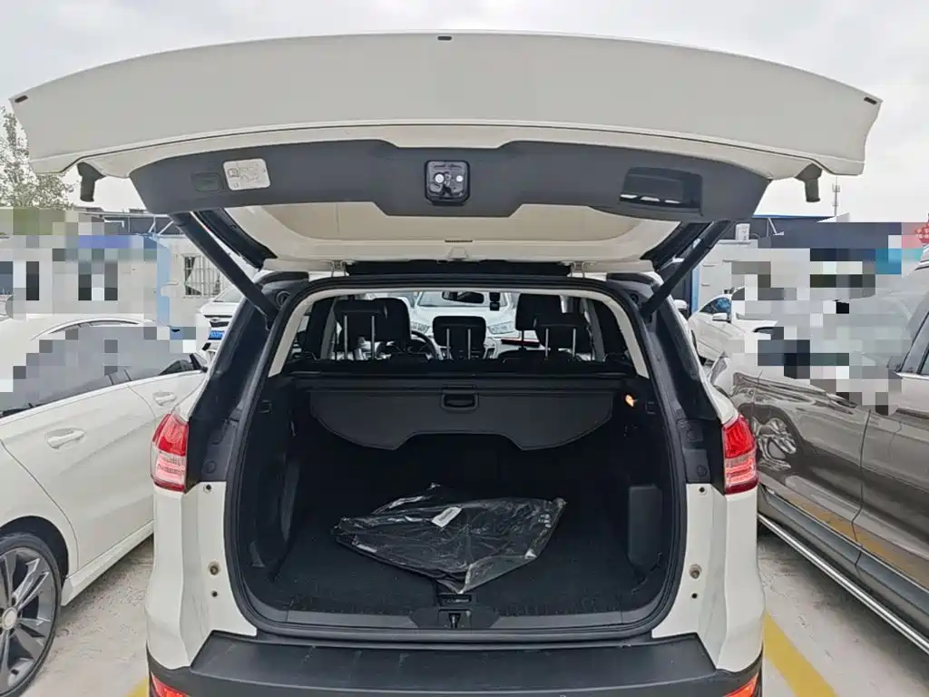 Ford Kuga — миниатюра 19
