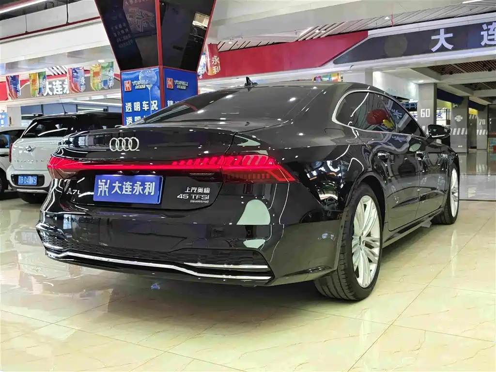 Audi A7L — миниатюра 6