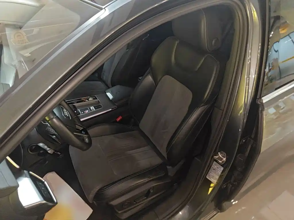 Audi A6L — миниатюра 15