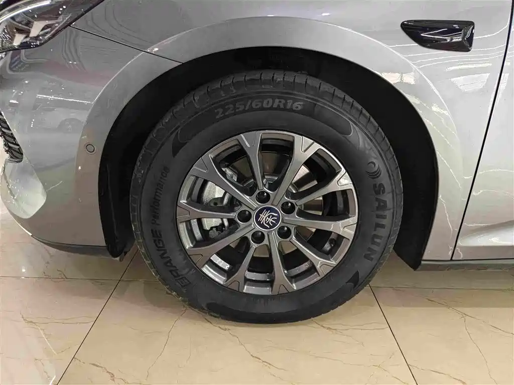 BYD Qin L — миниатюра 10
