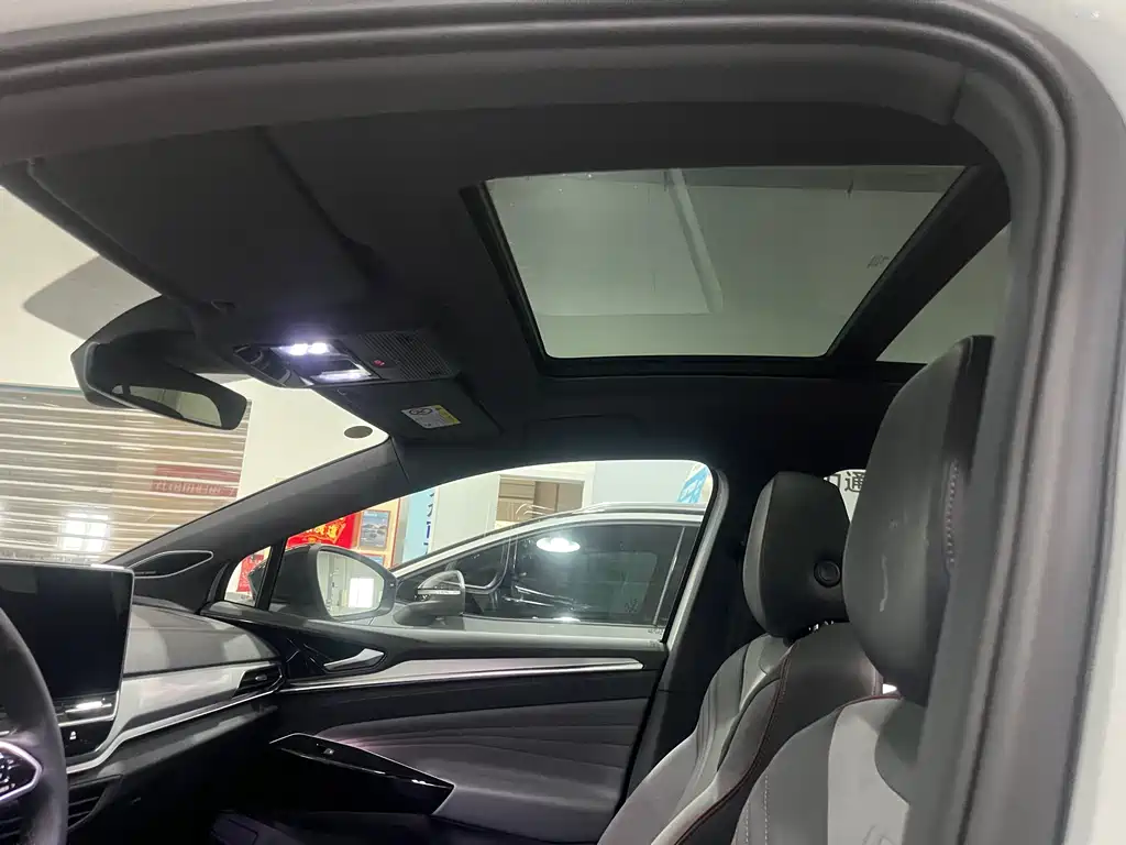 VOLKSWAGEN ID.4 CROZZ