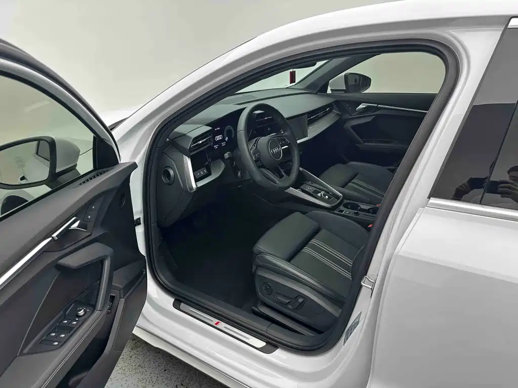 Audi A3 — миниатюра 9