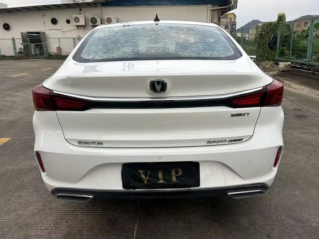 Changan Eado — миниатюра 9