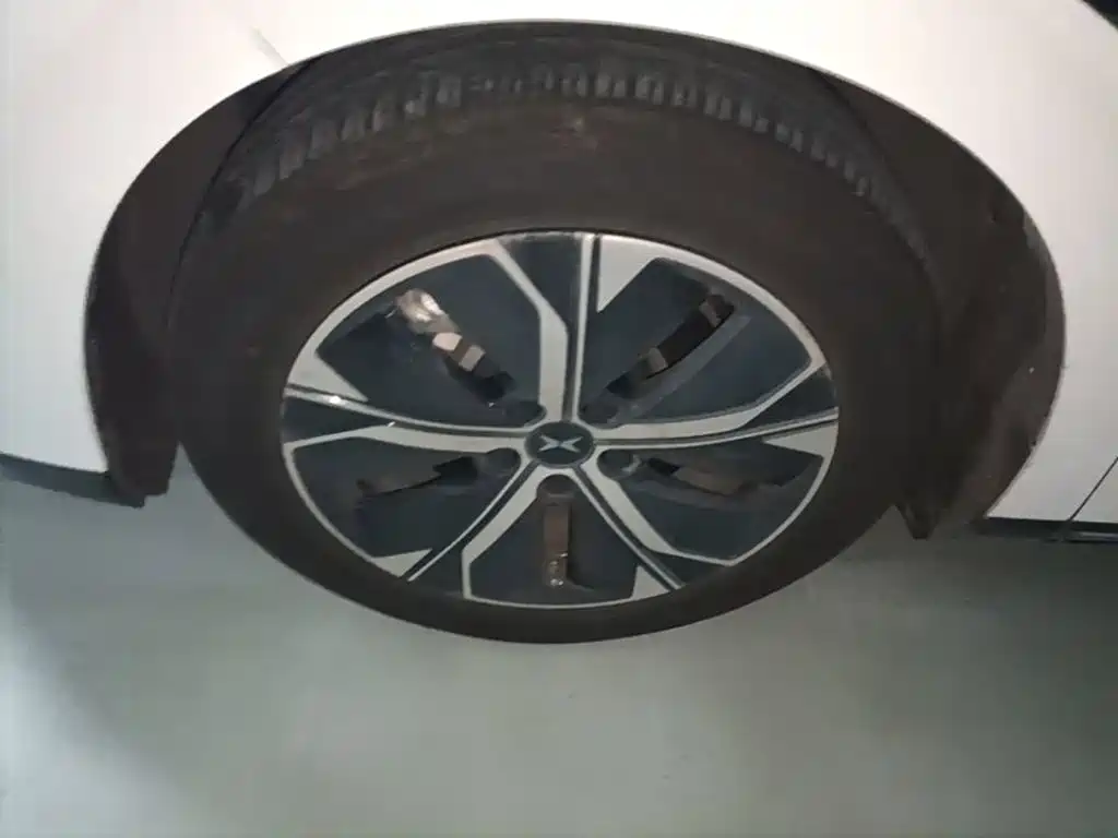 XPeng P5 — миниатюра 23
