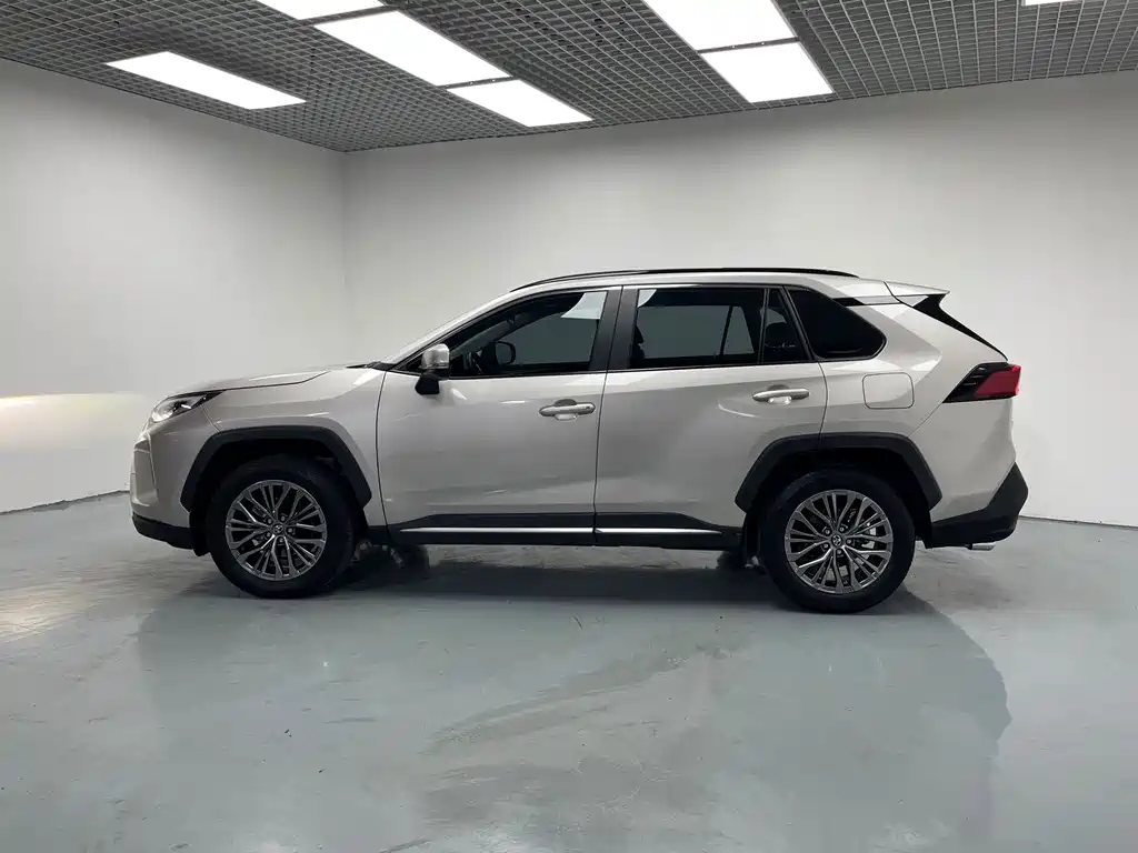 Toyota Wildlander — миниатюра 4